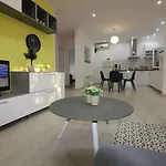 Apartamento Cozy Mit Pool, Bbq-bereich, Kinderspielplatz, Babybett, Parkplatz, Klima Poreč