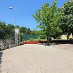 Cozy Mit Pool, Bbq-bereich, Kinderspielplatz, Babybett, Parkplatz, Klima *